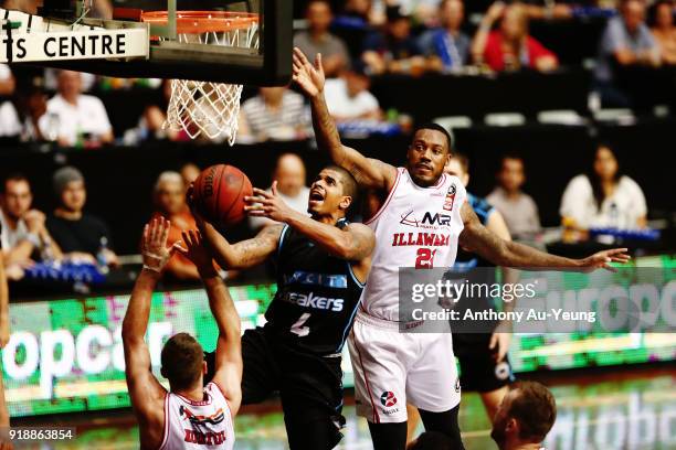 Edgar Sosa of the Breakers goes to the basket against Delvon Johnson of the Hawks during the round 19 NBL match between the New Zealand Breakers and...