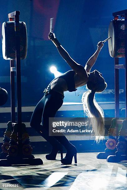 402 Shakira Adam Stock Photos, High-Res Pictures, and Images - Getty Images