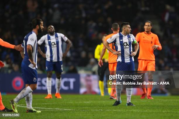 Players of FC Porto look dejected at full time during the UEFA Champions League Round of 16 First Leg match between FC Porto and Liverpool at Estadio...