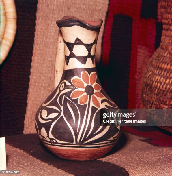 Decorated Pot, Zuni Tribe, Pueblo Indians. North America. Artist Unknown.