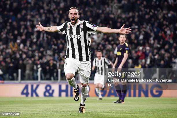 Gonzalo Higuain celebrates 1-0 goal during the UEFA Champions League Round of 16 First Leg match between Juventus and Tottenham Hotspur at Allianz...
