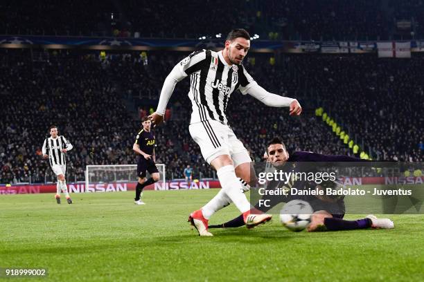 Mattia De Sciglio during the UEFA Champions League Round of 16 First Leg match between Juventus and Tottenham Hotspur at Allianz Stadium on February...