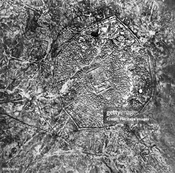 Hatraq Hatra, Iraq. Vertical aerial photograph showing the ancient Parthian ...
