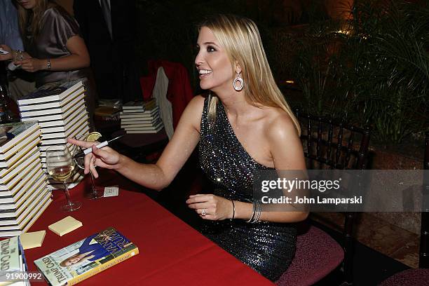 Ivanka Book 209 Ivanka Trump Book Stock Photos, High-Res Pictures, and Images ...