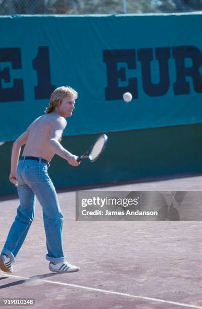 Dakar - French singer Claude François playing tennis, 10th October 1977