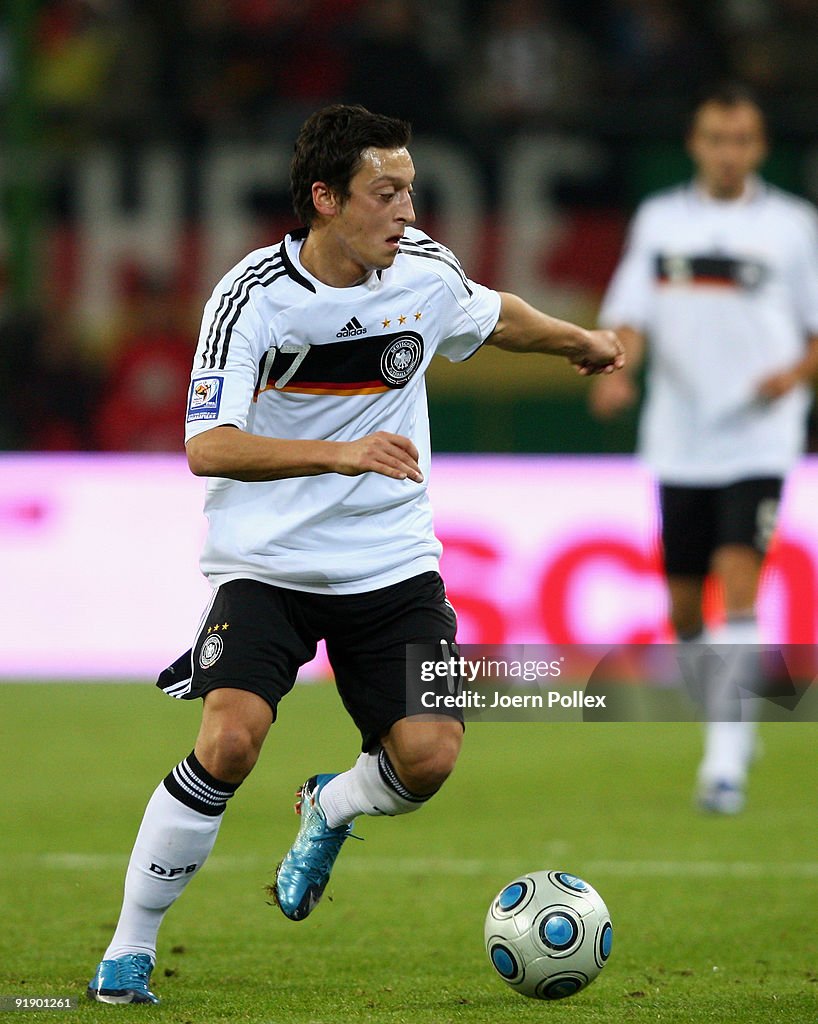 Germany v Finland - FIFA2010 World Cup Qualifier