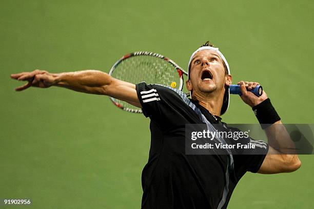 Jurgen Melzer of Austria serves to Feliciano Lopez of Spain during day five of 2009 Shanghai ATP Masters 1000 at Qi Zhong Tennis Centre on October...