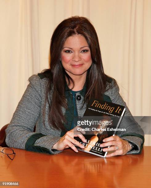 Actress/author Valerie Bertinelli promotes "Finding It" at Barnes & Noble 5th Avenue on October 15, 2009 in New York City.