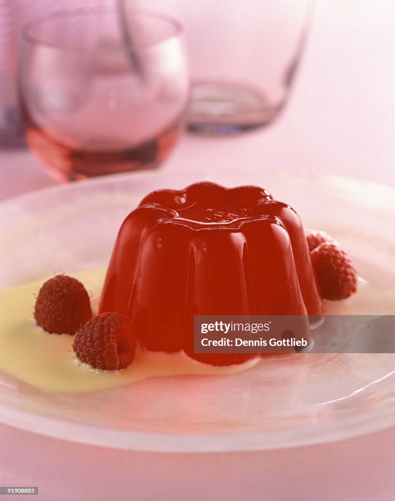 Raspberry gelatin