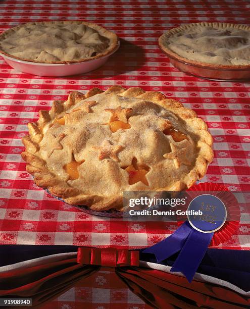 peach pie with blue ribbon - baking competition stock pictures, royalty-free photos & images