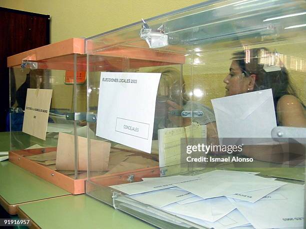 Madrid - School Republic of Colombia Aspect of the electoral school Republic of Colombia in the Blessed Bread district in Carabanchel during the...