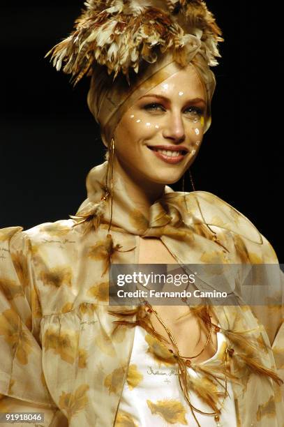 Madrid. IFEMA. 37 Edition Cibeles Footbridge. Parade of the designer Montesinos Alama. The model Martina Klein marching past for Montesinos Alama....