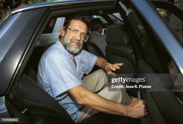 Ricardo García Damborenea in one of the GAL case chapters The ex-PSOE politician gets into a car after a pres conference in which accused directly to...