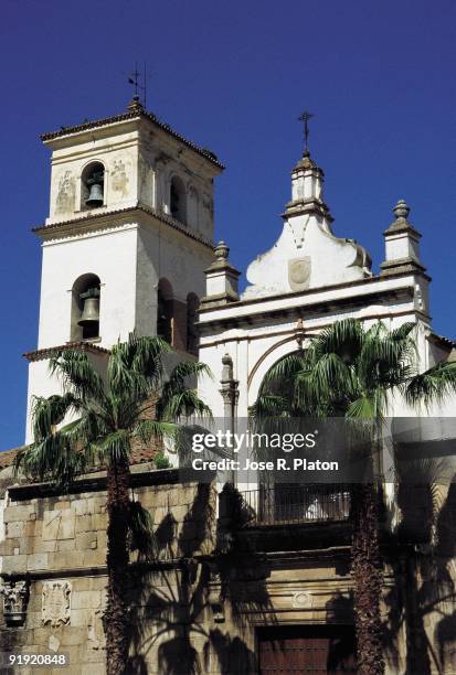 Cathedral of Santa María. Merida. Badajoz Main facade of the cathedral, of Gothic style, located in the Square of the City council