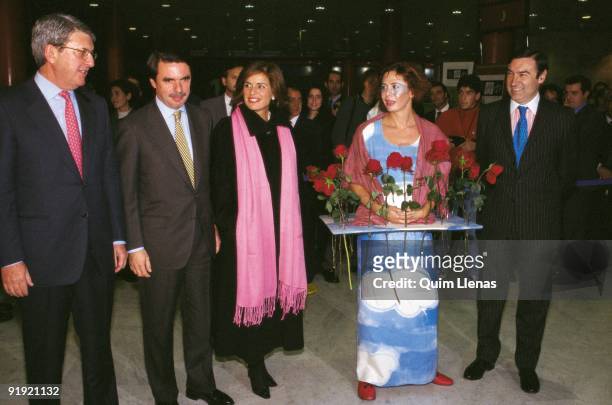 Celebration of the tenth anniversary of the newspaper El Mundo The president of the Government, José María Aznar, and his wife and Ana Botella with...