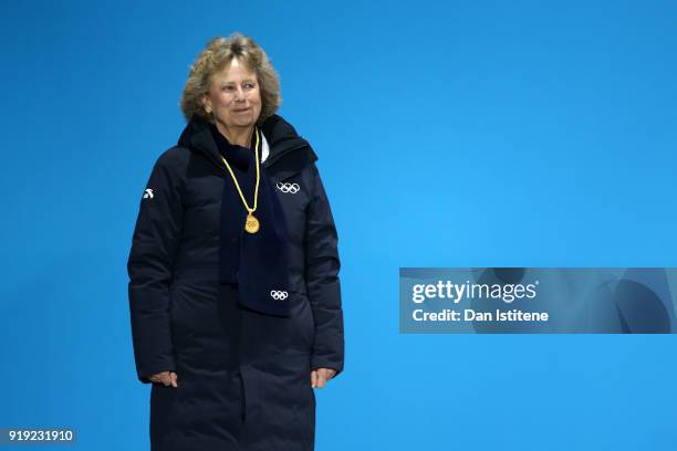 Medal Ceremony - Winter Olympics Day 8, Nachrichtenfoto