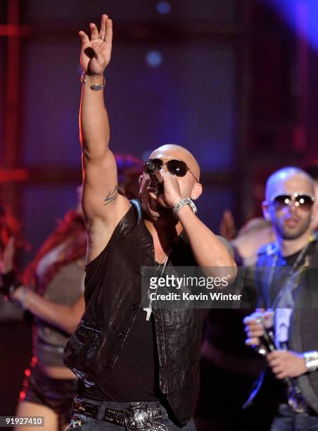 Wisin & Yandel perform onstage at the "Los Premios MTV 2009" Latin America Awards held at Gibson Amphitheatre on October 15, 2009 in Universal City,...