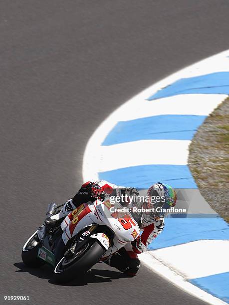 Alex De Angelis of San Marino rides the San Carlo Honda Gresinin Honda during practice for the Australian MotoGP which is round 15 of the Moto GP...