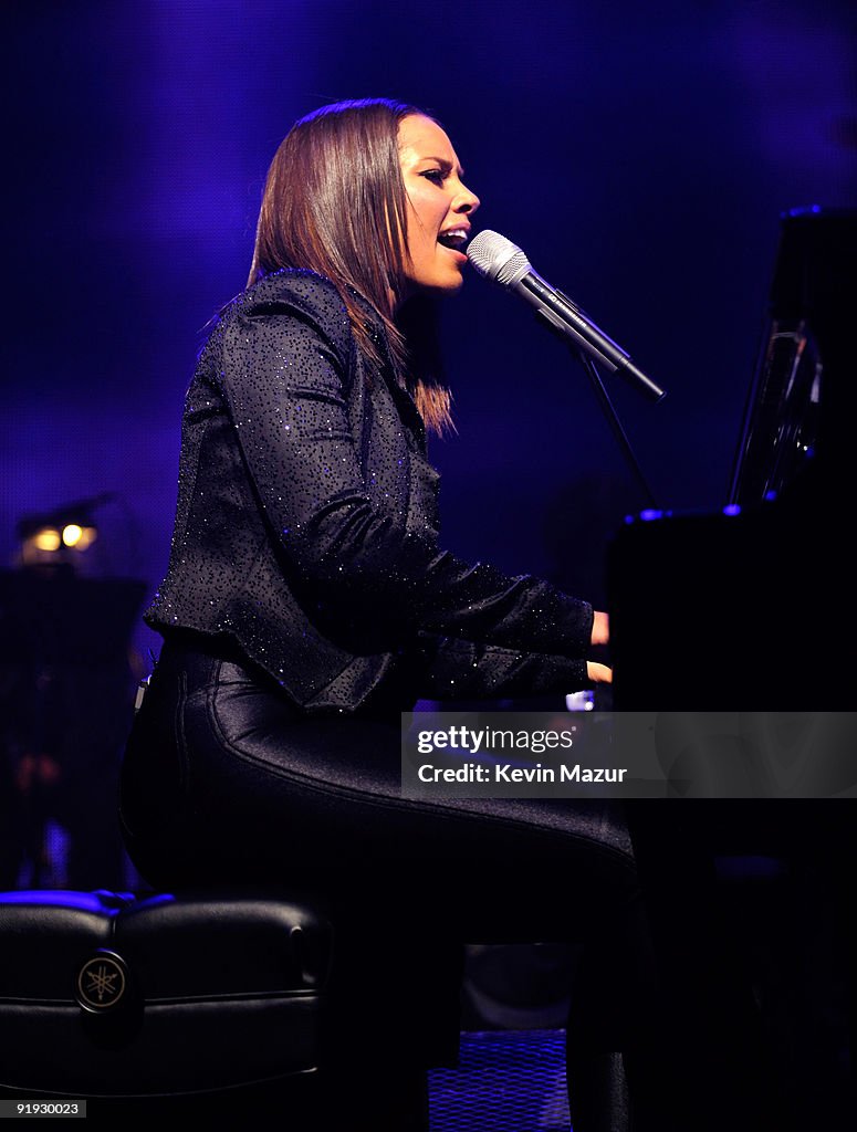 Keep A Child Alive's 6th Annual Black Ball - Inside
