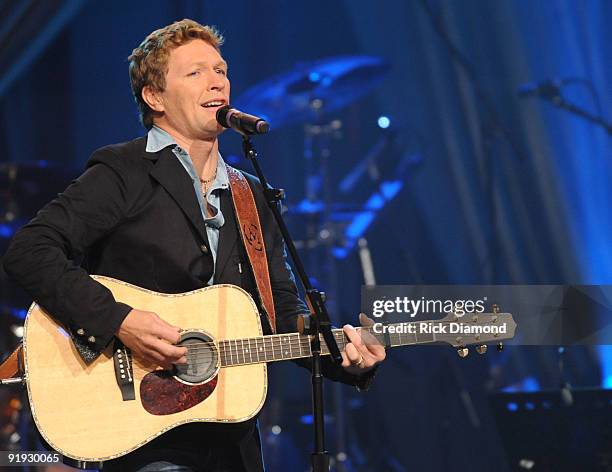 Craig Morgan performs at The 2009 Inspirational Country Music Awards at Trinity USA Auditorium on October 15, 2009 in Hendersonville, Tennessee.