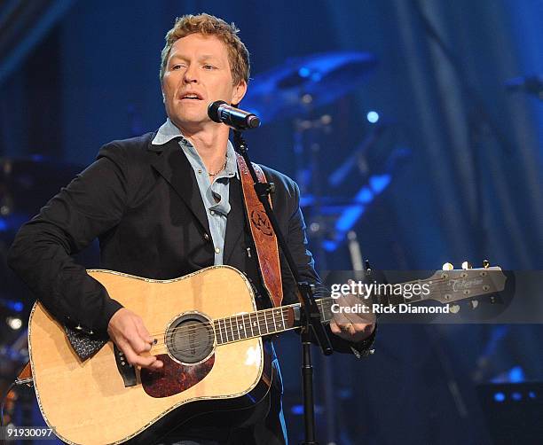 Craig Morgan performs at The 2009 Inspirational Country Music Awards at Trinity USA Auditorium on October 15, 2009 in Hendersonville, Tennessee.