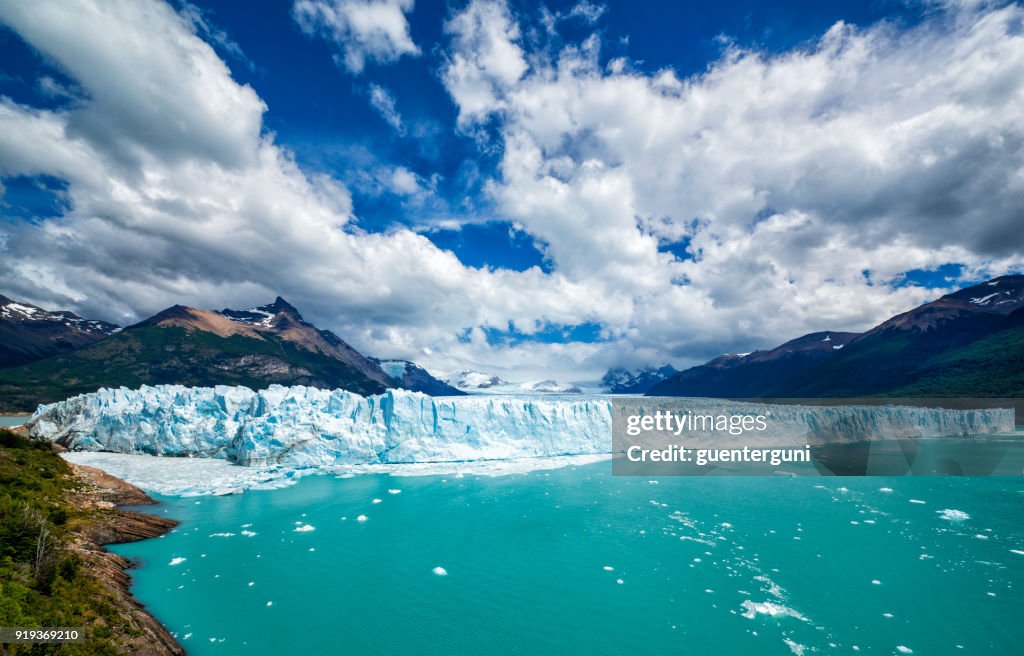 Famoso ghiacciaio Perito Moreno in Patagonia, Argentina
