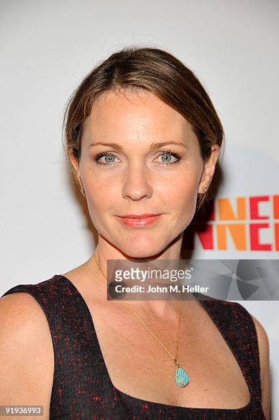 Actress Kelli Williams attends the 2009 20th Anniversary Imagine Gala to honor the "Everybody Loves Raymond" creator Philip Rosenthal and his family...