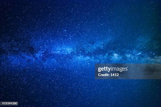 starry night - atmosphere stock pictures, royalty-free photos & images