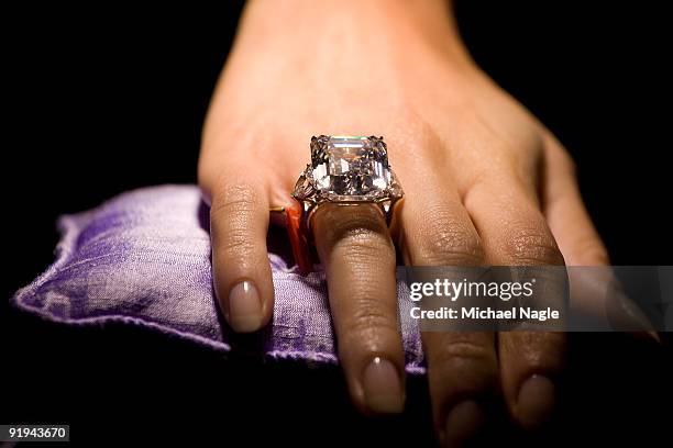 The Annenberg Diamond is displayed during a press preview of Christie's fall jewel sale on October 16, 2009 in New York City. The flawless 32.01...