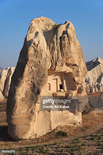 fairy chimney, cappadocia, central anatolia, turkey - ali kabas stock pictures, royalty-free photos & images