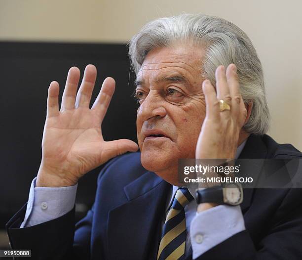 The presidential candidate of Uruguay's National Party, Luis Alberto Lacalle, gestures during a press conference October 16, 2009 in Montevideo....