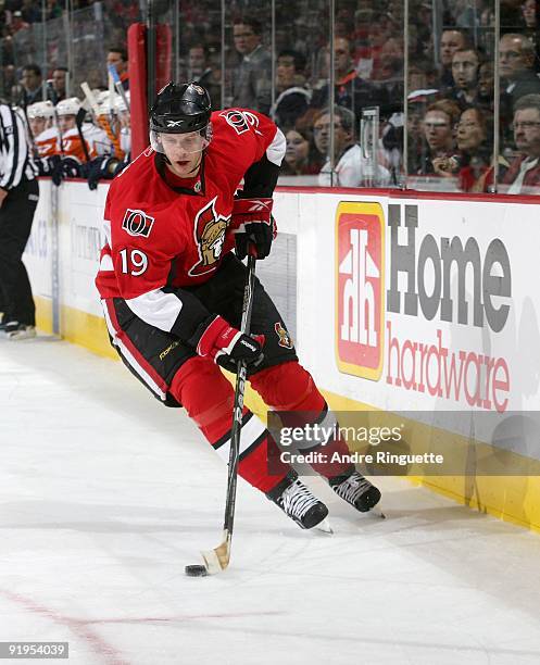 Jason Spezza of the Ottawa Senators stickhandles the puck against the New York Islanders at Scotiabank Place on October 8, 2009 in Ottawa, Ontario,...