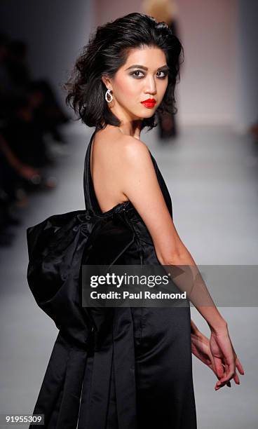 Model walks the runway at the Downtown LA Fashion Week Spring 2010 - Vintage Valentino at The Geffen Contemporary at MOCA on October 15, 2009 in Los...