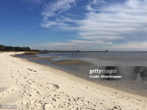 beach, ocean springs, mississippi, america, usa - ocean springs stock pictures, royalty-free photos & images