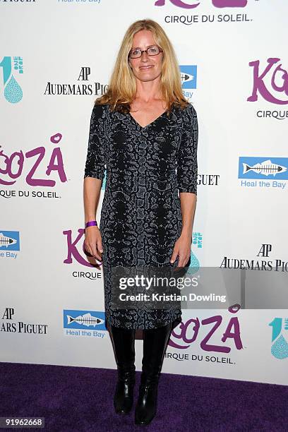 Actress Elisabeth Shue arrives for the Cirque Du Solei Opening Night Gala For Kooza at the Santa Monica Pier on October 16, 2009 in Santa Monica,...