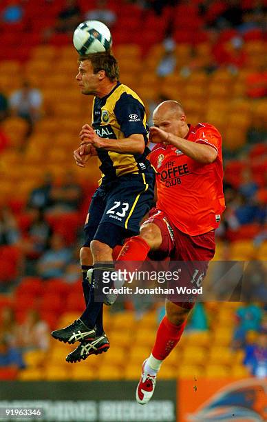 Adam Kwasnik of the Mariners wins the ball during the round 11 A-League match between the Brisbane Roar and the Central Coast Mariners at Suncorp...