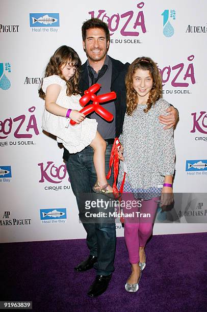 Dylan McDermott and his children arrive to the opening night gala for Cirque du Soleil's "Kooza" held at Santa Monica Pier on October 16, 2009 in...