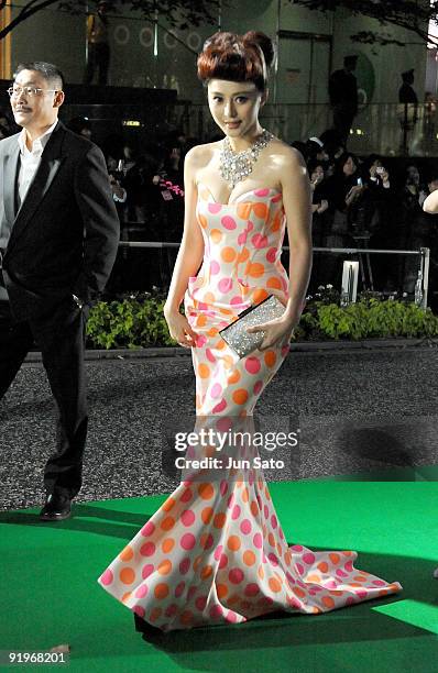 Actress Fan Bingbing attends the 22nd Tokyo International Film Festival Opening Ceremony at Roppongi Hills on October 17, 2009 in Tokyo, Japan. TIFF...