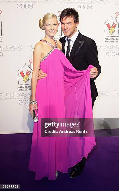 Host Tanja Buelter and Tobey Wilson attend the Mc Donalds Fundraising Gala at Hyatt Hotel on October 17, 2009 in Berlin, Germany.