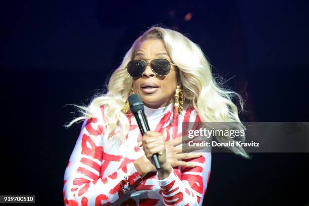 Mary J. Blige performs in concert at Borgata Hotel Casino & Spa on February 17, 2018 in Atlantic City, New Jersey.