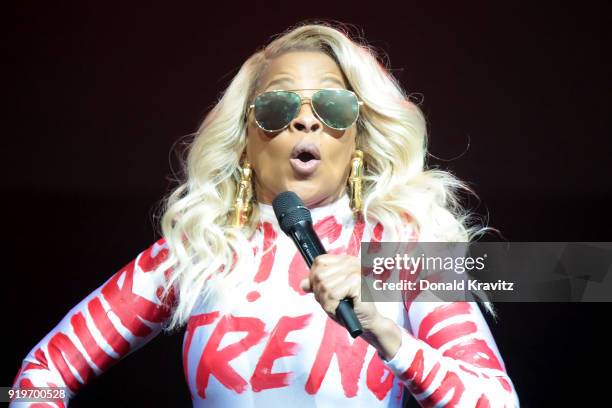 Mary J. Blige performs in concert at Borgata Hotel Casino & Spa on February 17, 2018 in Atlantic City, New Jersey.