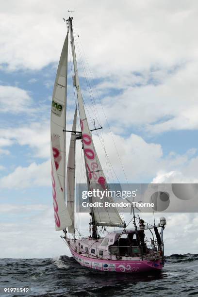 Year old teen solo sailor Jessica Watson sets sail on her yacht Ella's Pink Lady in Sydney Harbour on October 18, 2009 in Sydney, Australia. Watson...