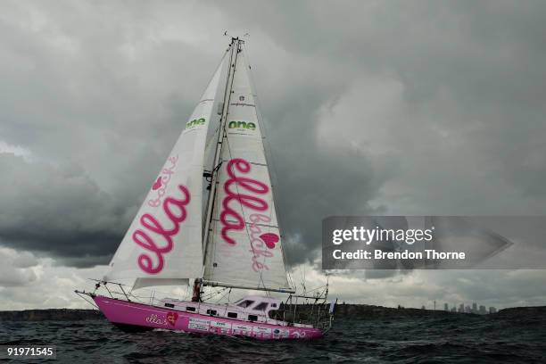 Year old teen solo sailor Jessica Watson sets sail on her yacht Ella's Pink Lady in Sydney Harbour on October 18, 2009 in Sydney, Australia. Watson...