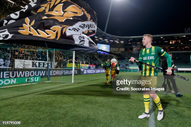 Lex Immers of ADO Den Haag celebrates the victory during the Dutch Eredivisie match between ADO Den Haag v Willem II at the Cars Jeans Stadium on...