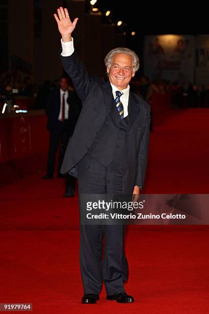Actor Giorgio Colangeli attends the 'Alza La Testa' Premiere during day 4 of the 4th Rome International Film Festival held at the Auditorium Parco...