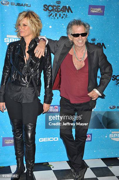 Patti Hansen and musician Keith Richards arrive at the Spike TV's "SCREAM 2009!" Awards at The Greek Theatre on October 17, 2009 in Los Angeles,...