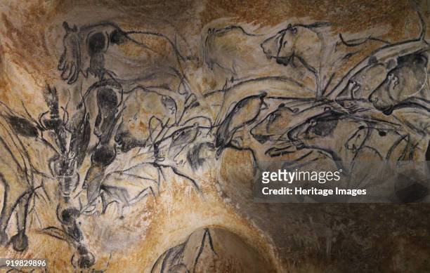 Painting in the Chauvet cave 000-30,000 BC. Found in the collection of Grotte Chauvet.