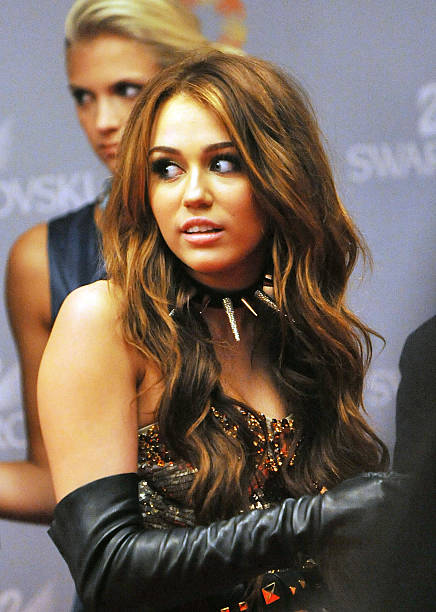 Miley Cyrus on location for "Sex & The City 2" on the streets of Manhattan on October 16, 2009 in New York City.