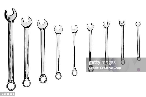 nine spanners / wrenches - outil de bricolage photos et images de collection