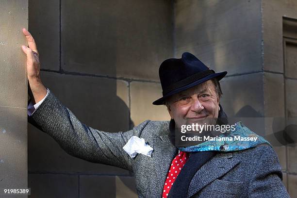 Media personality Barry Humphries before a media conference for the Dame Edna Everage unauthorised biography 'Handling Edna' at the Athenaeum Theatre...